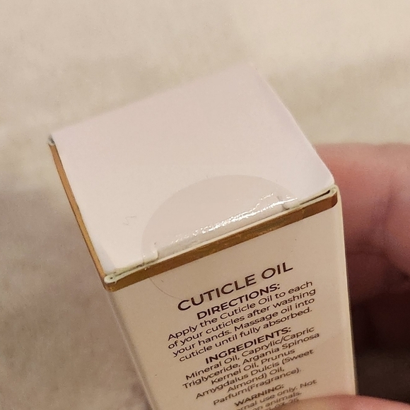 Empow(her) Beauty Pomegranate Infused Cuticle Oil - Picture 4 of 4